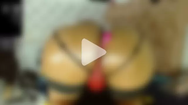 jenny-big-cock photo 1
