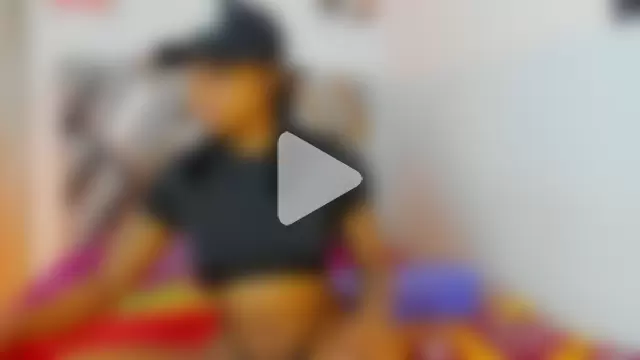 kelly_thomson photo 12