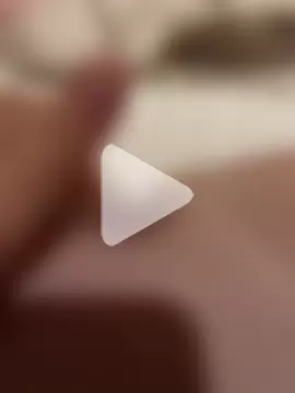 laurashow22 photo 3