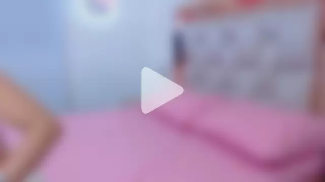 lolaperrys photo 8