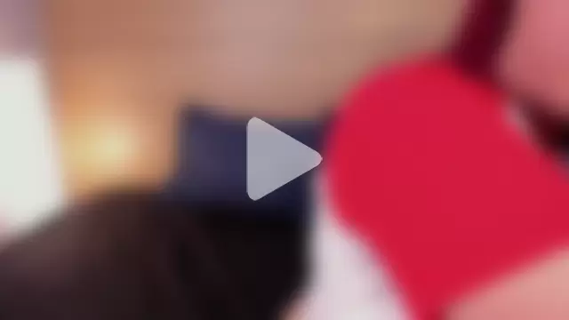 madelaine_blosson photo 10