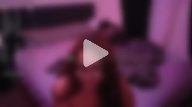 nikkinotnicki00 photo 1