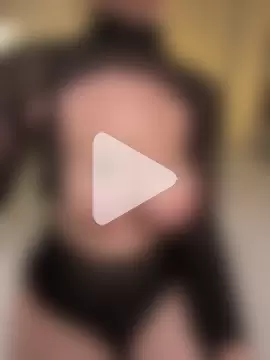oopsie_boobsie photo 16