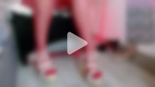 sara-bbc-dominant photo 15