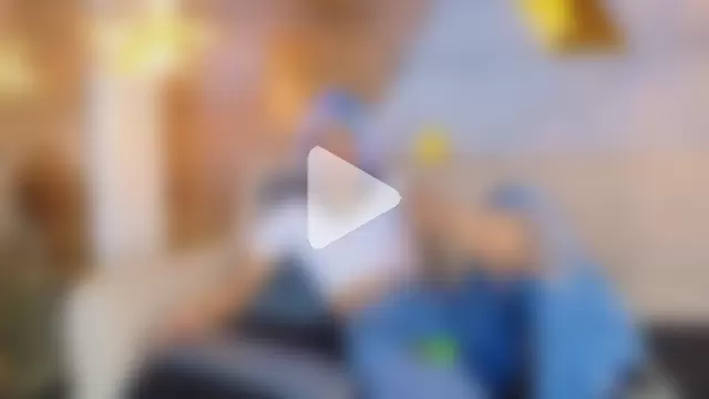 sarah_banks1 photo 4