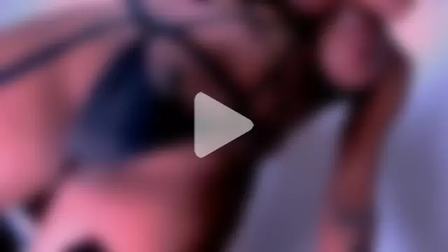 shara_bigcum photo 2