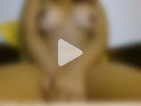 thekelliecapri photo 9